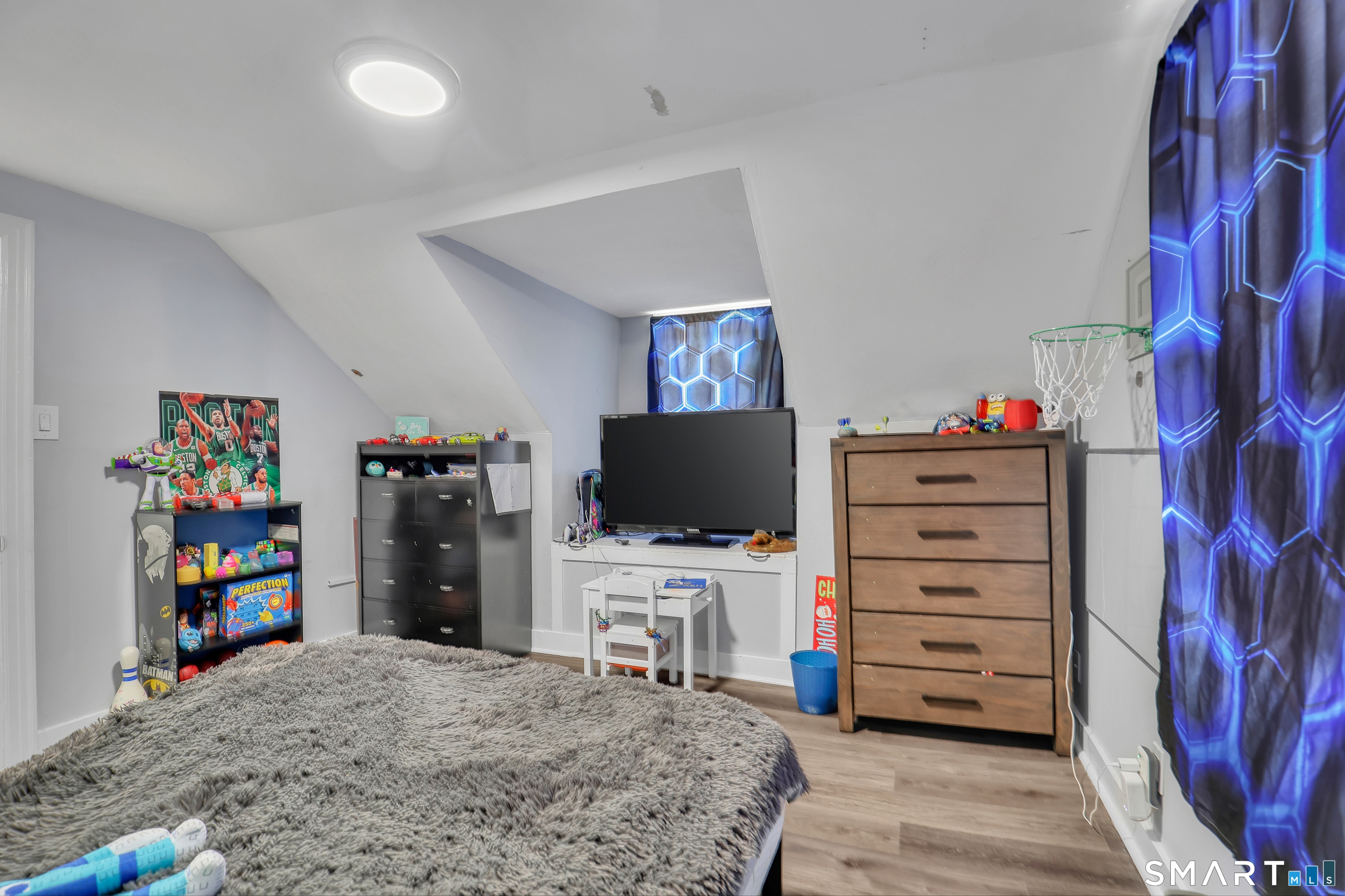 110 Hawthorne Street Manchester CT 06042