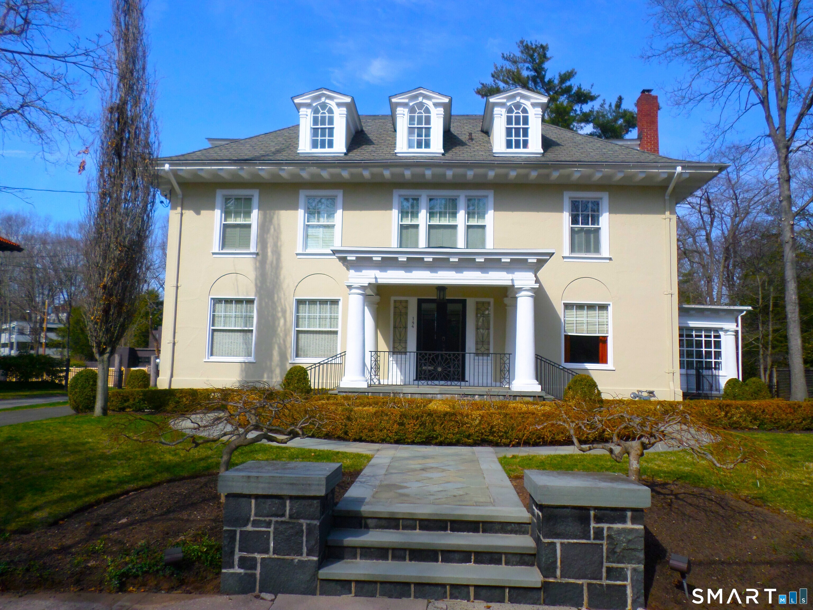 144 Edgehill Road Hamden CT 06517