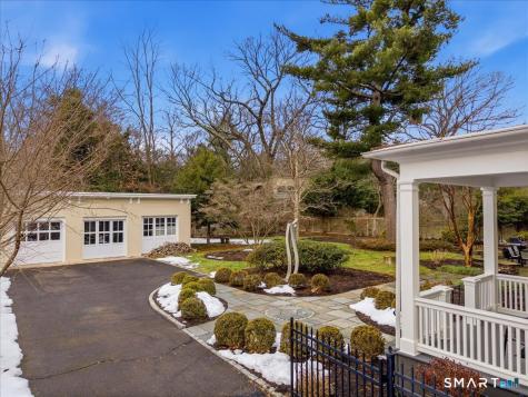 144 Edgehill Road Hamden CT 06517