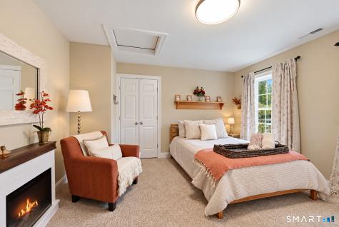 100 Shane Drive Southbury CT 06488