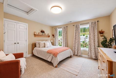 100 Shane Drive Southbury CT 06488