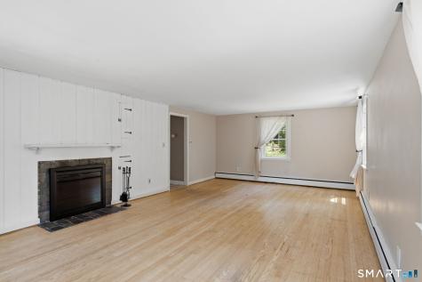 2 Tunxis Street Farmington CT 06032