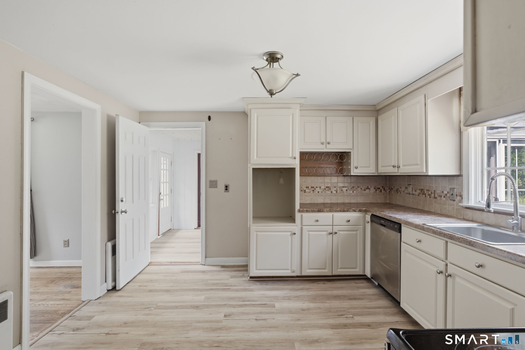 2 Tunxis Street Farmington CT 06032