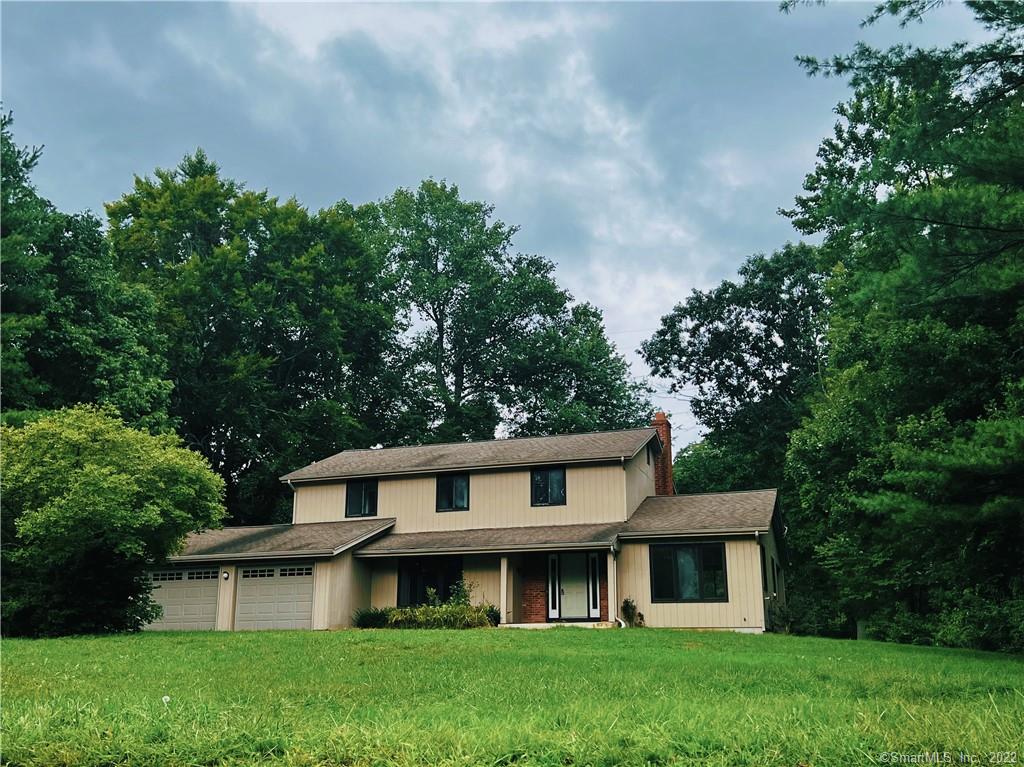4 Twin Lakes Drive Waterford CT 06385