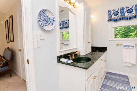 26 Rushleigh Road West Hartford CT 06117