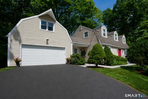 26 Rushleigh Road West Hartford CT 06117