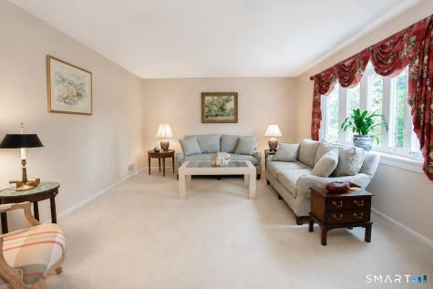 26 Rushleigh Road West Hartford CT 06117