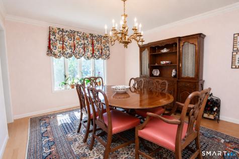 26 Rushleigh Road West Hartford CT 06117