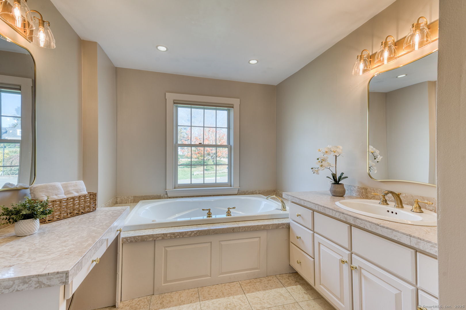 78 Partridge Landing Glastonbury CT 06033