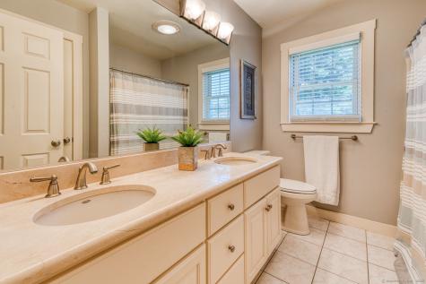 78 Partridge Landing Glastonbury CT 06033