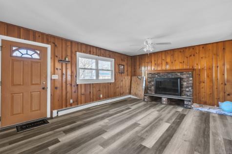 15 Cracow Avenue Windham CT 06280