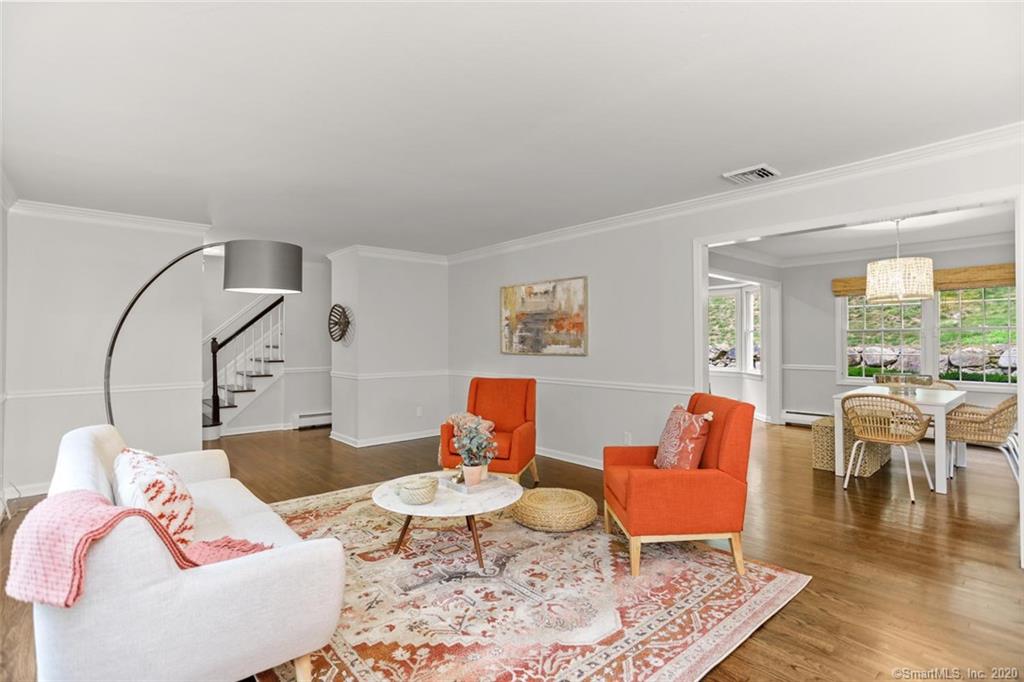 704 Valley Road New Canaan CT 06840