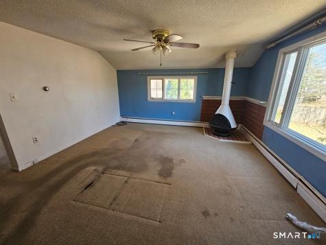 114 Cottage Road Enfield CT 06082