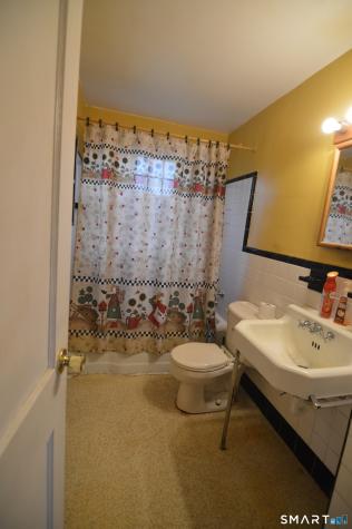 69 Fairview Street Milford CT 06460