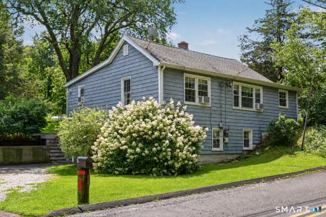 163 Huntingtown Road Newtown CT 06470