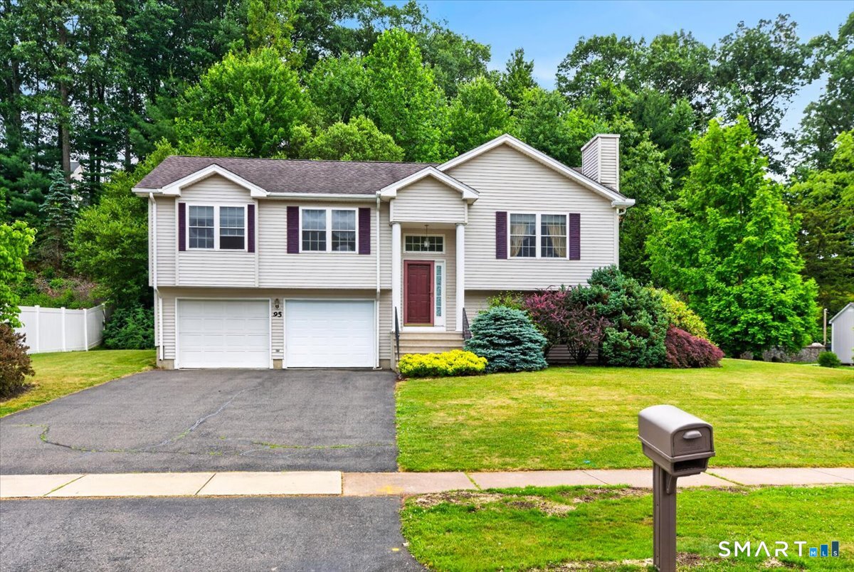 95 Folly Brook Lane Manchester CT 06040