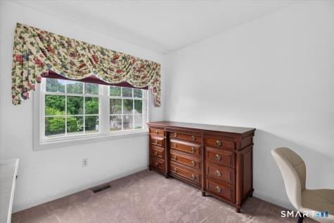 95 Folly Brook Lane Manchester CT 06040