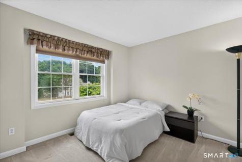 95 Folly Brook Lane Manchester CT 06040