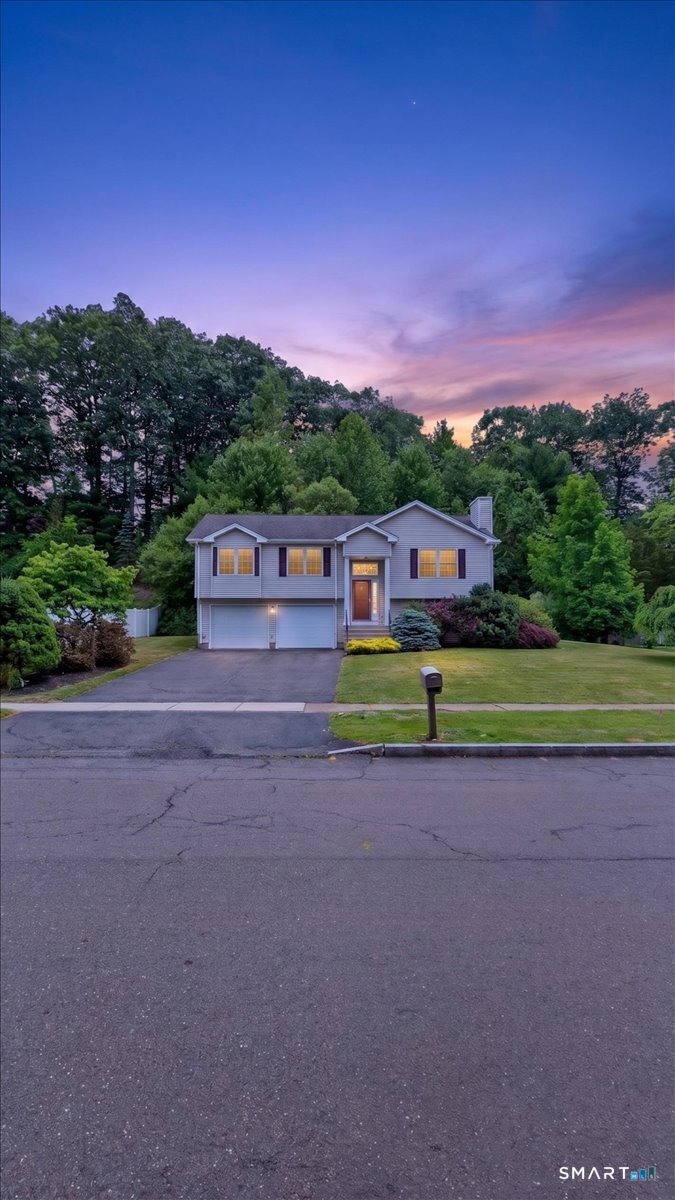 95 Folly Brook Lane Manchester CT 06040