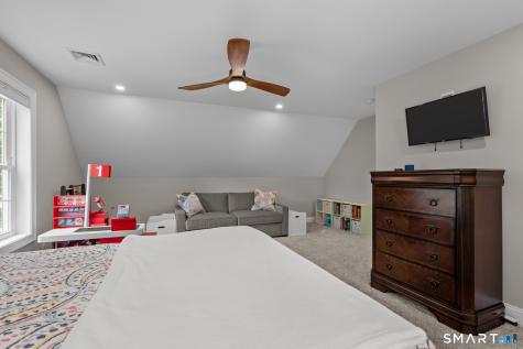 2 Martys Way Ledyard CT 06339