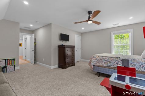 2 Martys Way Ledyard CT 06339