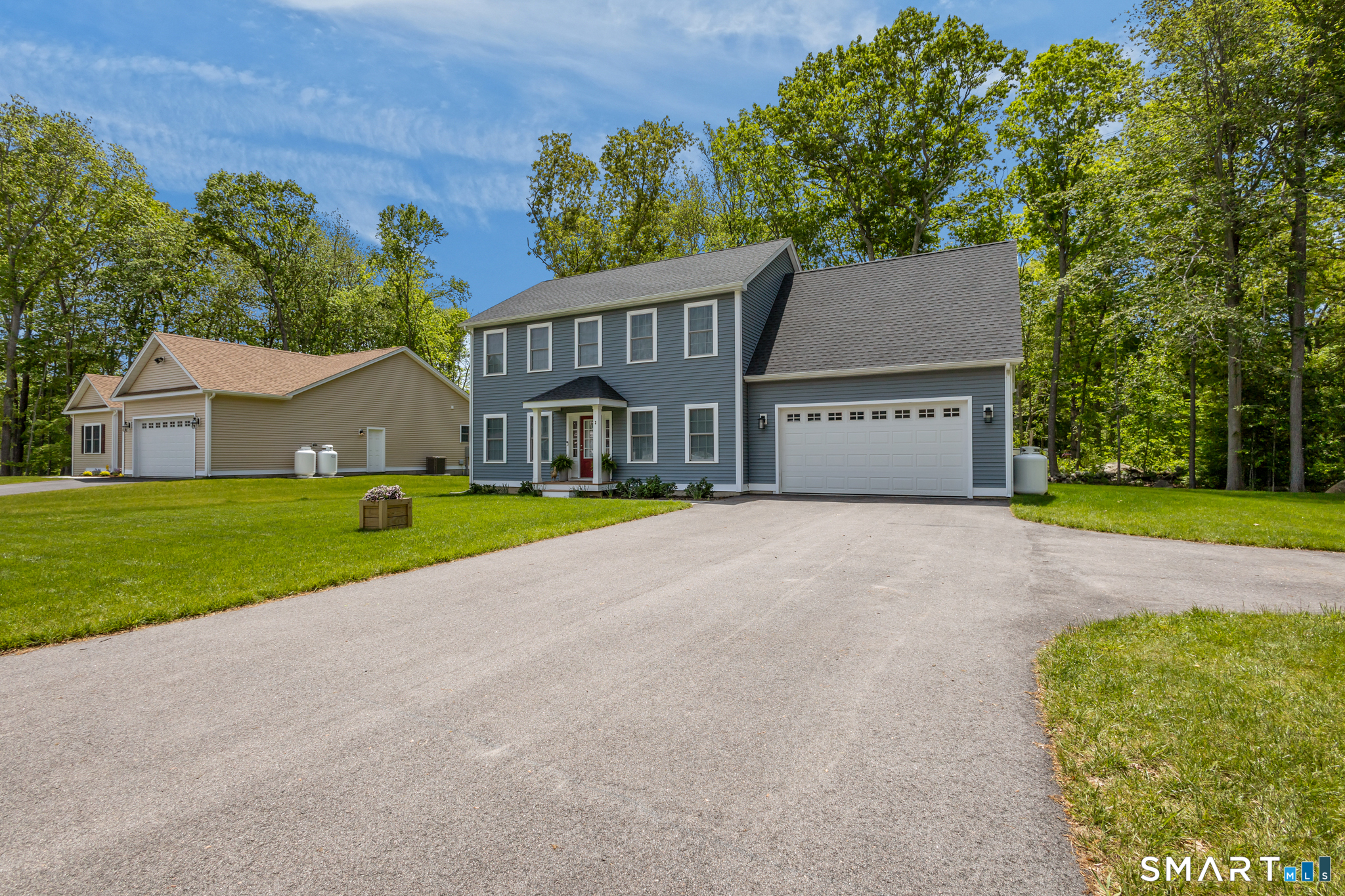 2 Martys Way Ledyard CT 06339