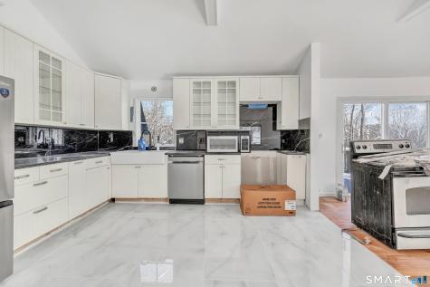 17 Stage Road Brookfield CT 06804