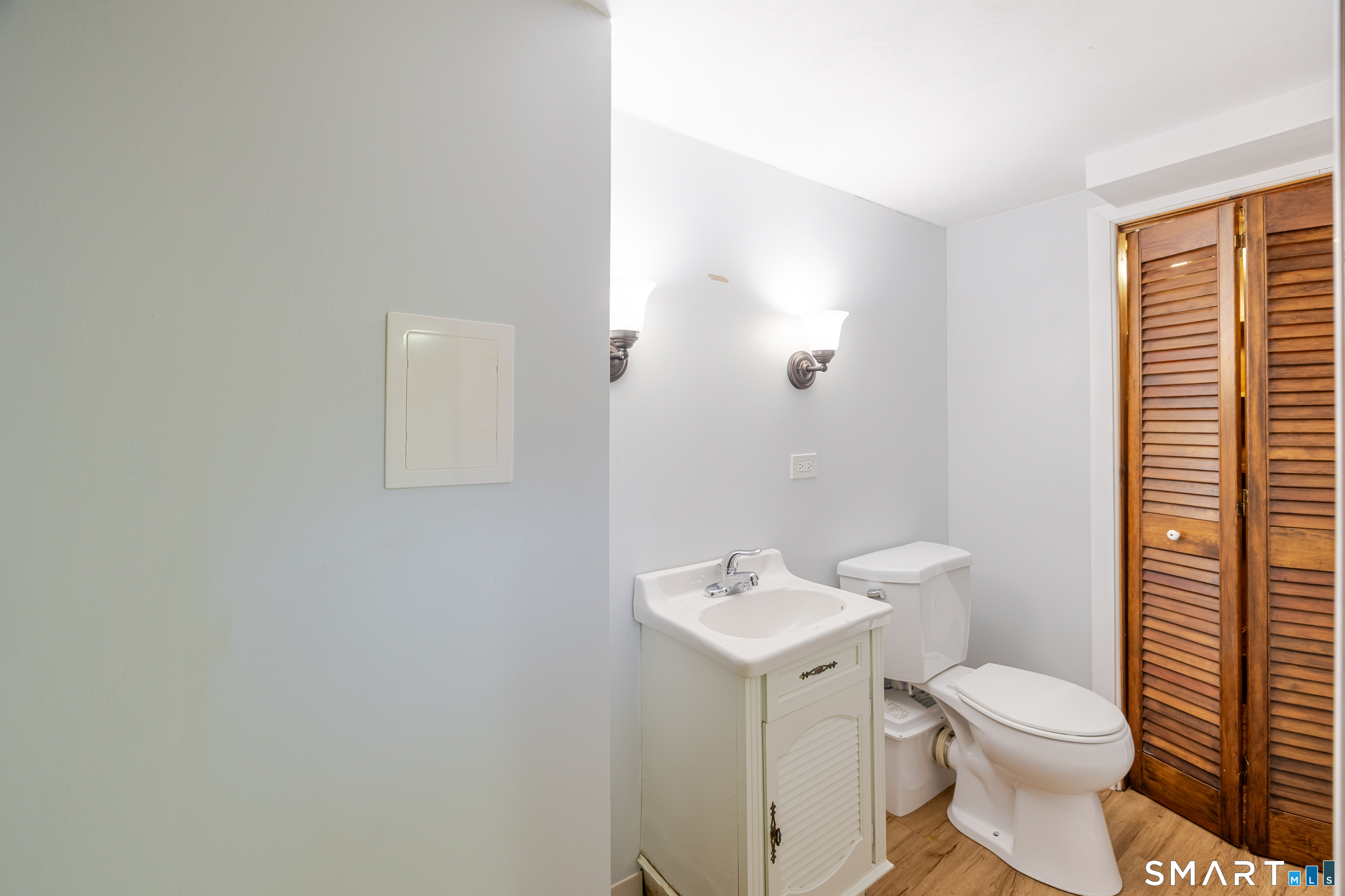 76 Geneva Terrace Fairfield CT 06824