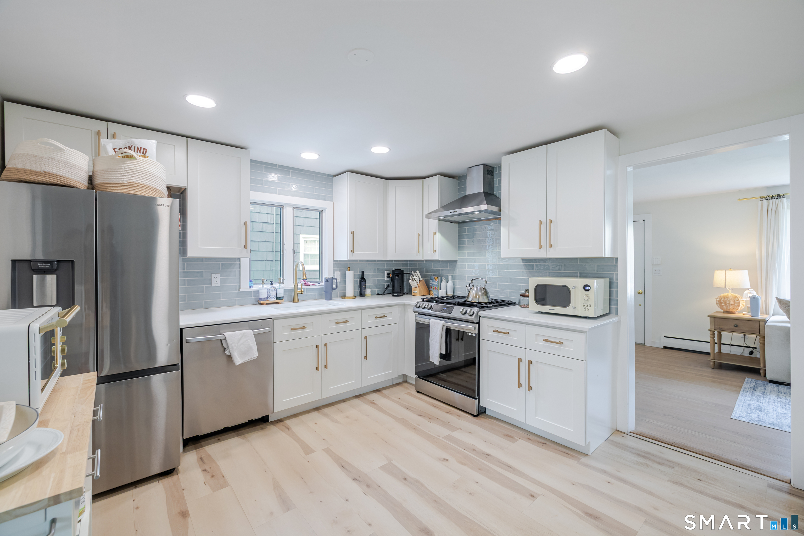 76 Geneva Terrace Fairfield CT 06824