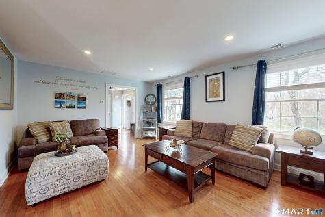 16-A Westview Trail New Fairfield CT 06812