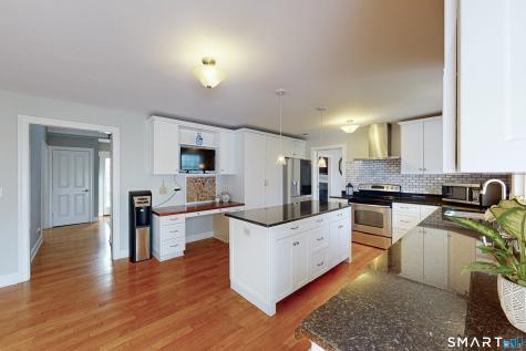 16-A Westview Trail New Fairfield CT 06812