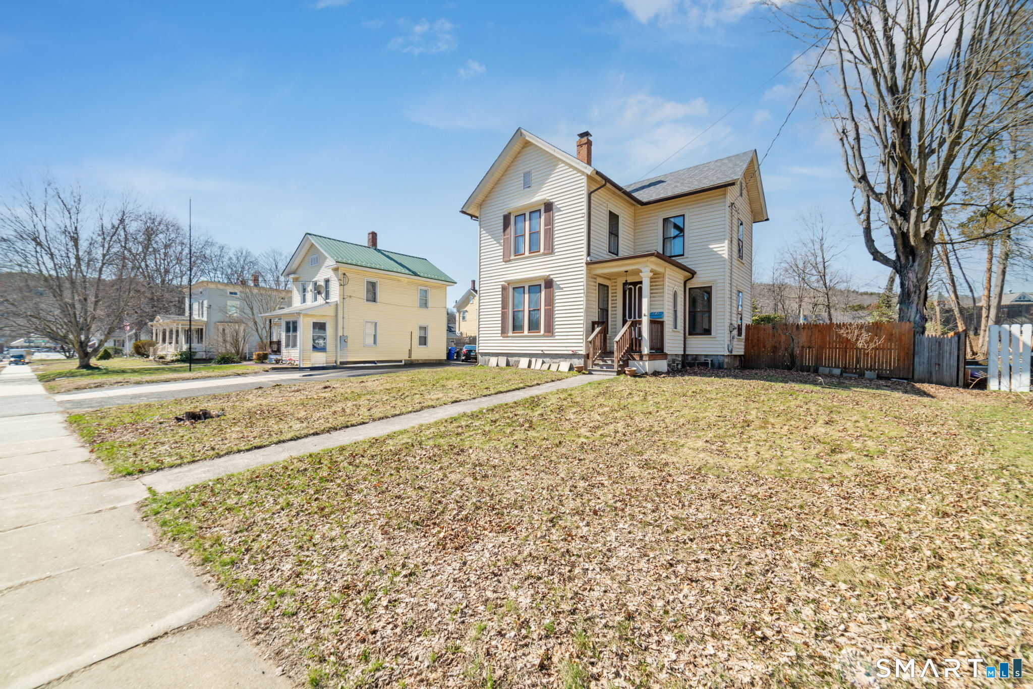 81 Elm Street Thomaston CT 06787