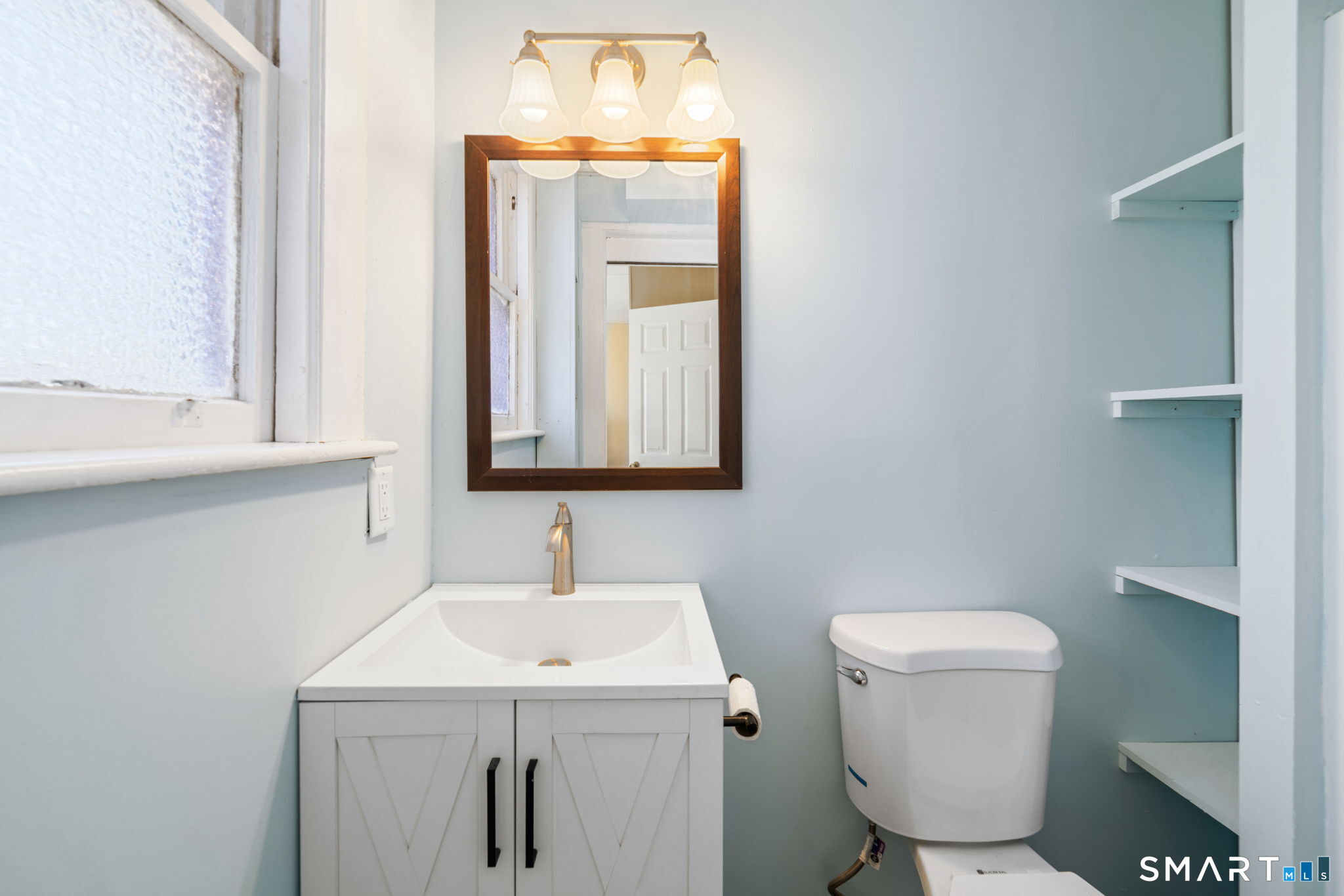 81 Elm Street Thomaston CT 06787