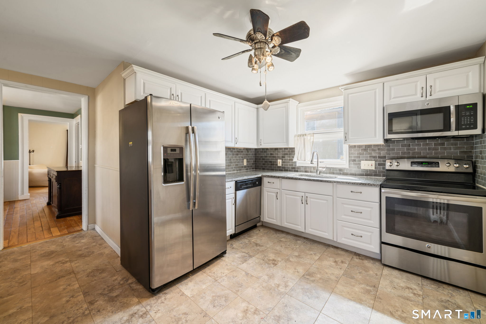 81 Elm Street Thomaston CT 06787