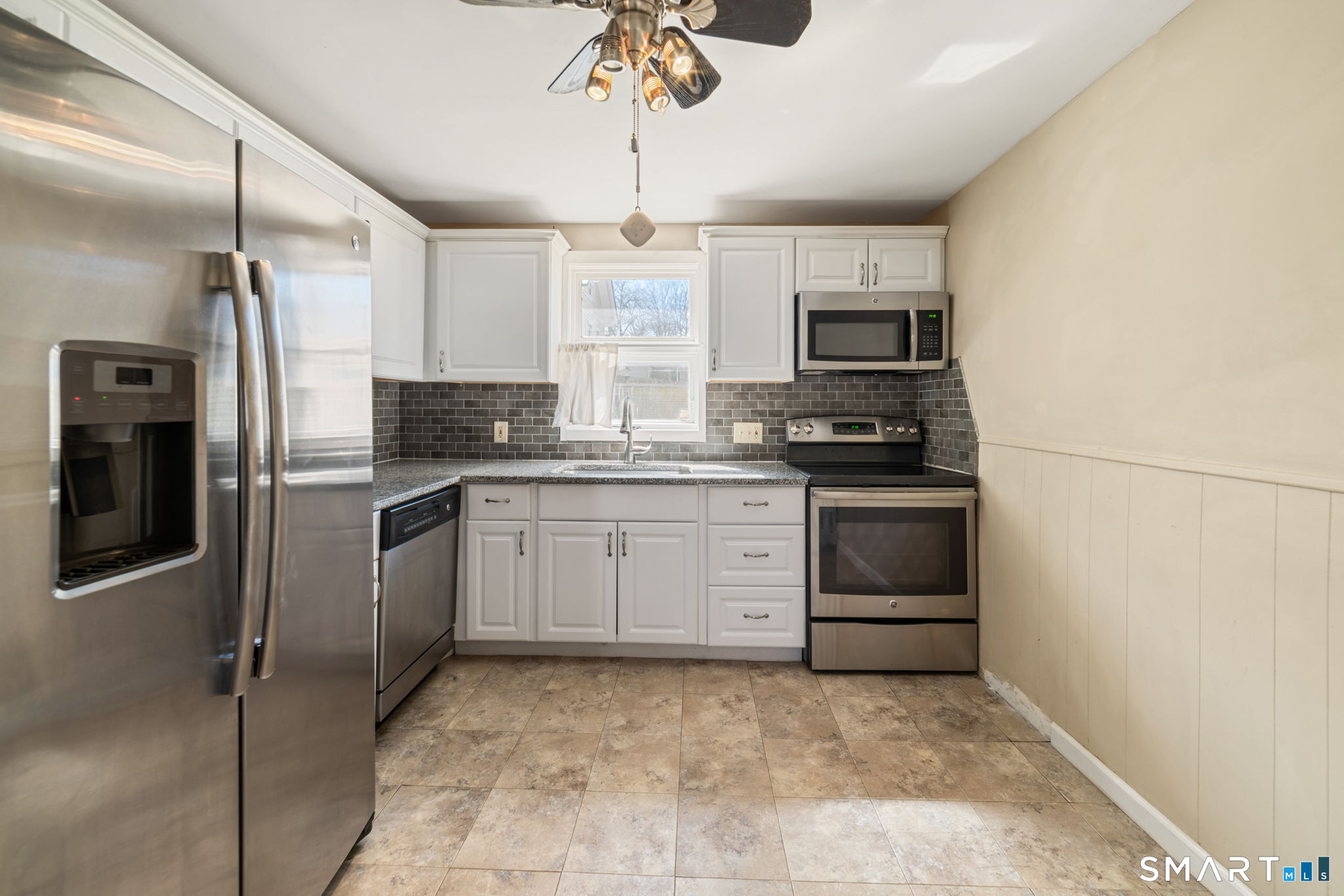 81 Elm Street Thomaston CT 06787