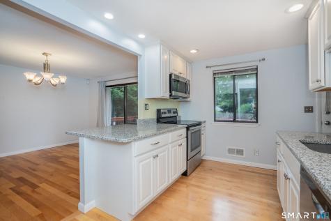 158 Mountain Road West Hartford CT 06107
