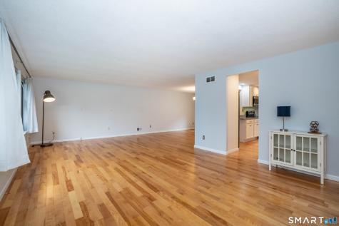 158 Mountain Road West Hartford CT 06107