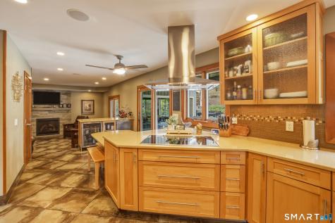 239 Wright Road Canton CT 06019