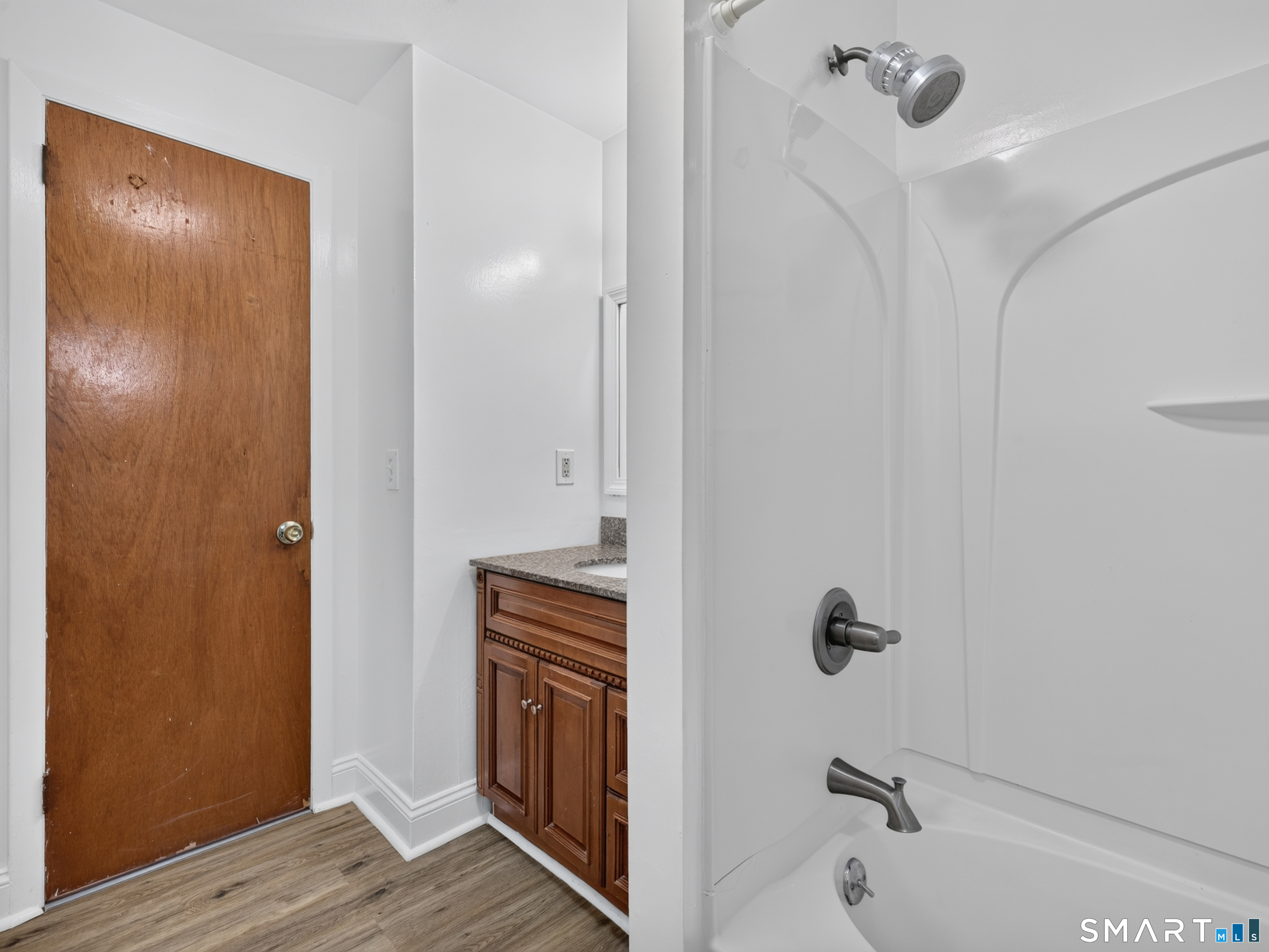 14 Brookside Lane Groton CT 06340