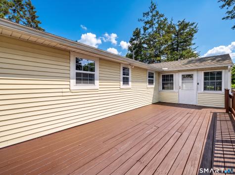 14 Brookside Lane Groton CT 06340