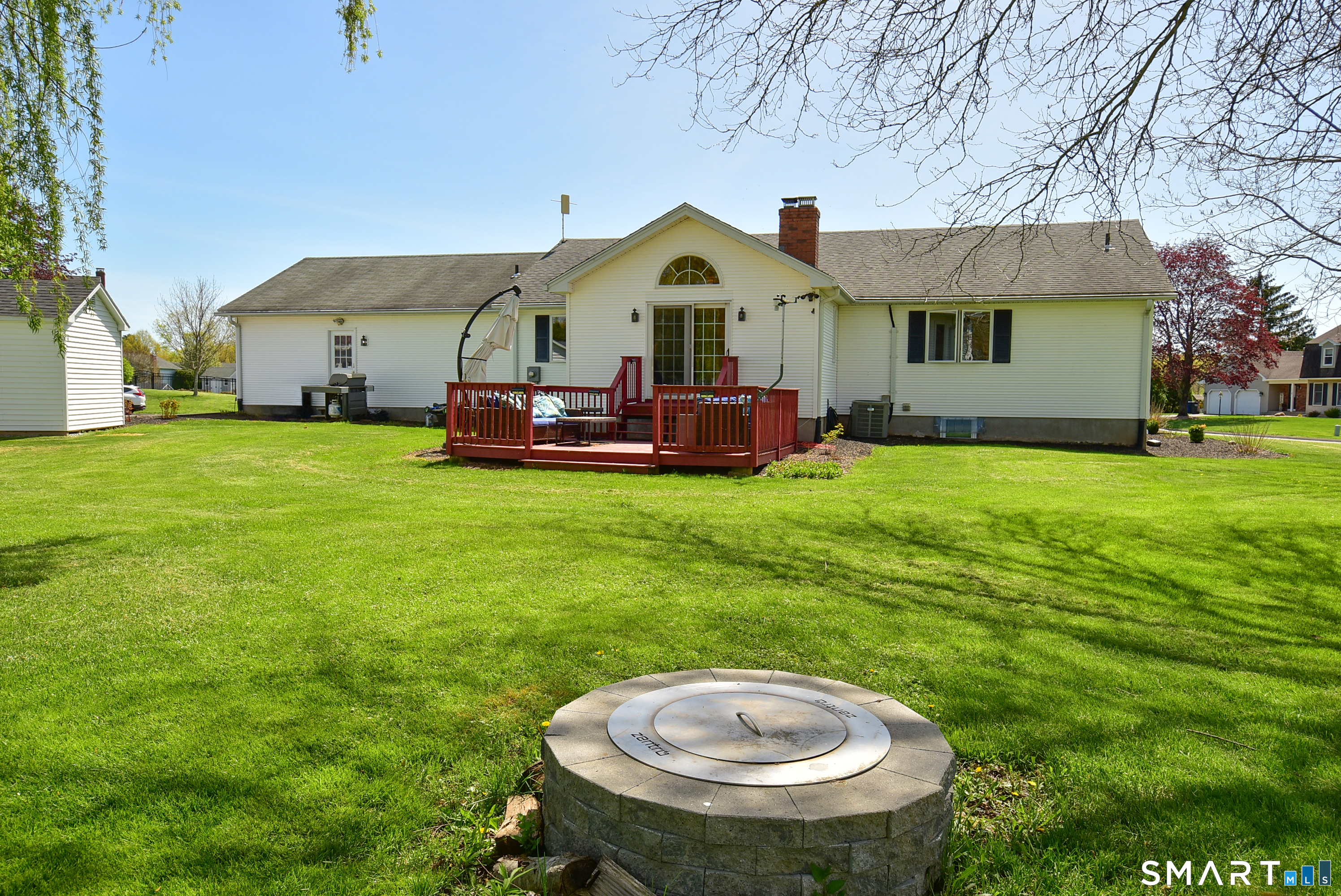 98 Kildeer Lane Suffield CT 06078
