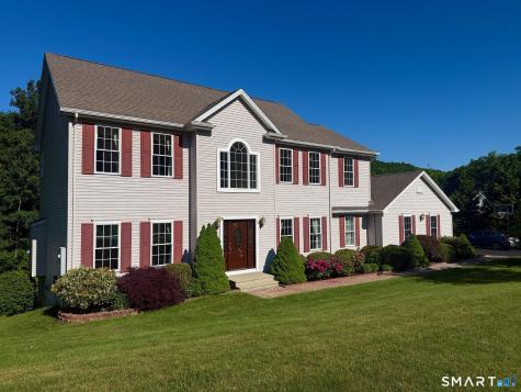 20 Upper Kensington Drive East Lyme CT 06333