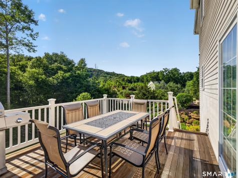 20 Upper Kensington Drive East Lyme CT 06333
