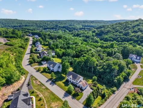 20 Upper Kensington Drive East Lyme CT 06333