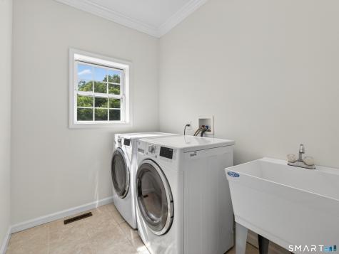 20 Upper Kensington Drive East Lyme CT 06333