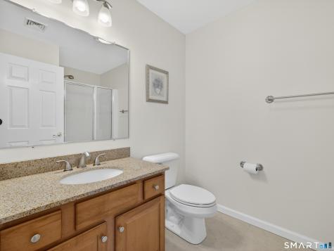 20 Upper Kensington Drive East Lyme CT 06333