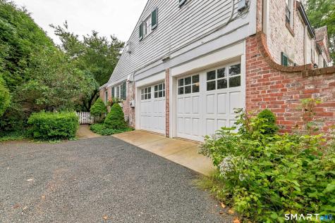 1191 Ridge Road North Haven CT 06473