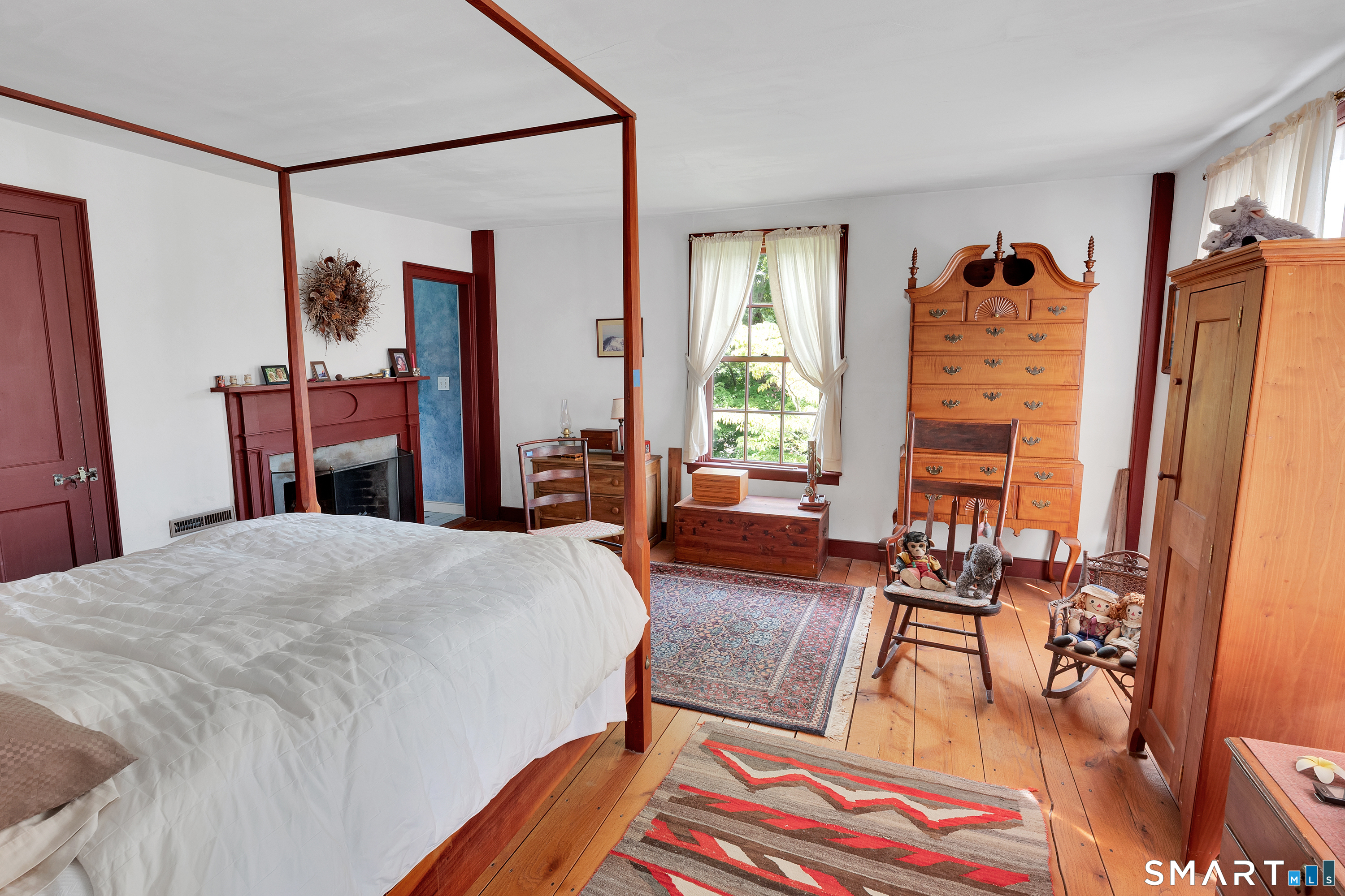 37 Main Street North Stonington CT 06359