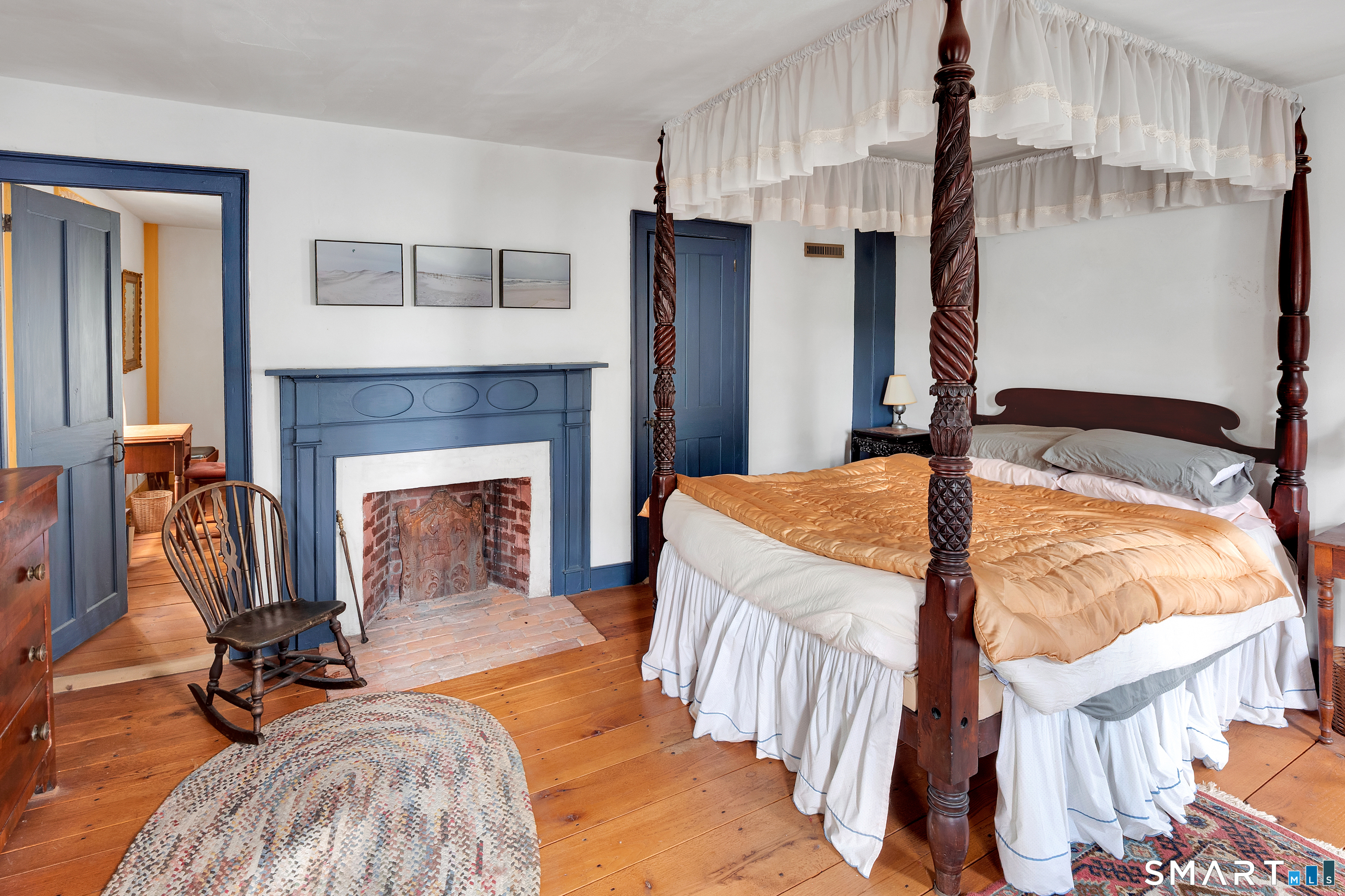 37 Main Street North Stonington CT 06359