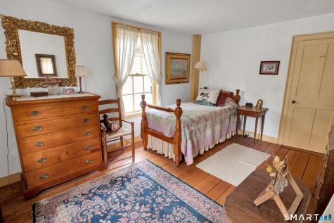 37 Main Street North Stonington CT 06359